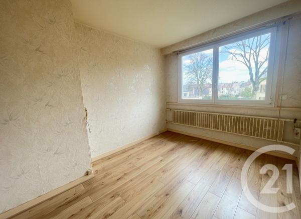 Appartement F4 à vendre  4 pièces - 66,86 m2 L ISLE ADAM - 95