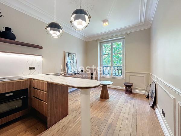 Paris 8ème - Les Jardins de Friedland - Calme - 2 pièces - Refait à neuf