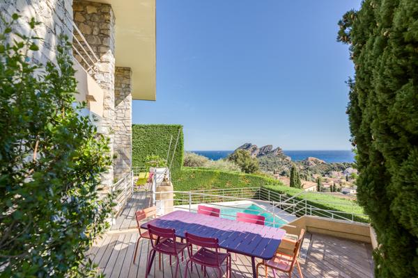 La Ciotat (13600) Vente à prix progressif – Villa d’architecte contemporaine, vue mer panoramique à La Ciotat