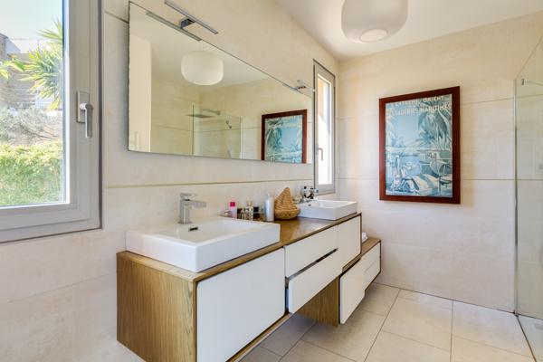 La Ciotat (13600) Vente à prix progressif – Villa d’architecte contemporaine, vue mer panoramique à La Ciotat