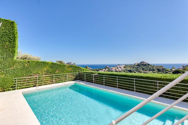 La Ciotat (13600) Vente à prix progressif – Villa d’architecte contemporaine, vue mer panoramique à La Ciotat