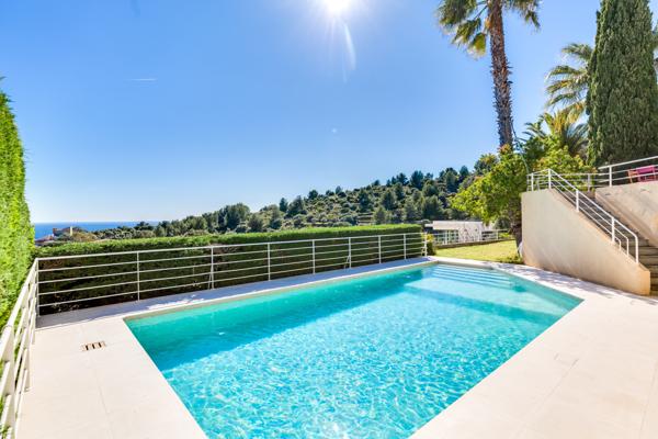 La Ciotat (13600) Vente à prix progressif – Villa d’architecte contemporaine, vue mer panoramique à La Ciotat