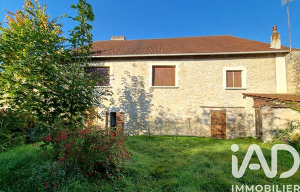 Maison à vendre 4 pièces 131 m² Scey-sur-Saône-et-Saint-Albin