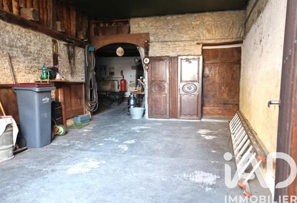Maison à vendre 4 pièces 131 m² Scey-sur-Saône-et-Saint-Albin