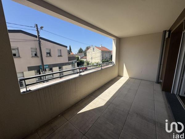 Location appartement 2 pièces 47 m² Champs-sur-Marne