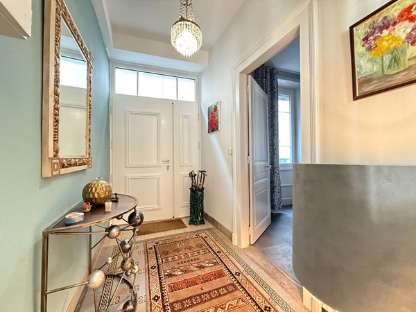 Maison - 6 pièces - 168 m²