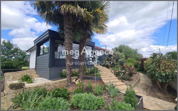 Maison à BRESSUIRE, 79300 - 10 pièces 160m²