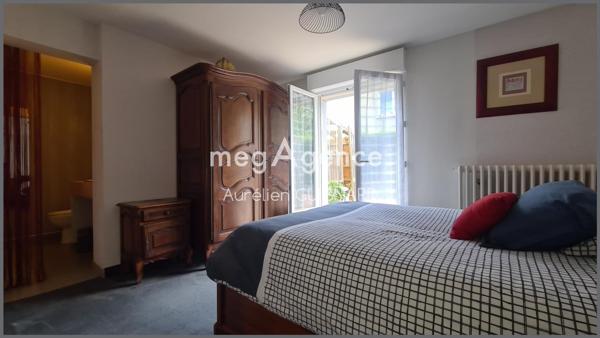 Maison à BRESSUIRE, 79300 - 10 pièces 160m²