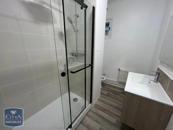 Appartement à louer 2 pièces 62.23m²