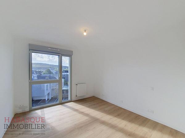 Appartement 3 pièces à louer à Landerneau - Réf. 2360GLG , Landerneau