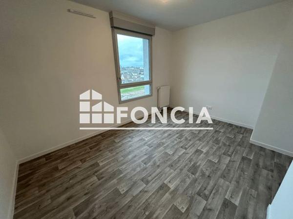 Location Appartement 3 pièces 65.65 m² - 4 RUE JEAN JAURES Colombelles 14460