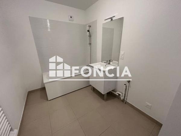 Location Appartement 3 pièces 65.65 m² - 4 RUE JEAN JAURES Colombelles 14460