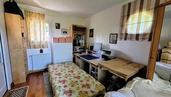 DEUX MAISONS, UNE SEULE ADRESSE  A LA FORCE 24130