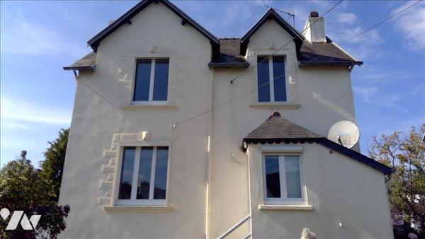 QUARTIER RECHERCHE-CHARMANTE MAISON DES ANNEES TRENTE JOLIMENT RENOVEE