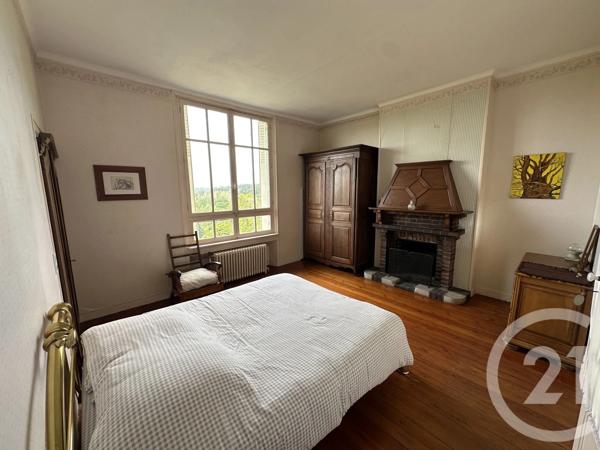 Maison à vendre  8 pièces - 190 m 2   CONCHES EN OUCHE  - 27