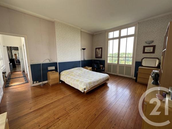 Maison à vendre  8 pièces - 190 m 2   CONCHES EN OUCHE  - 27