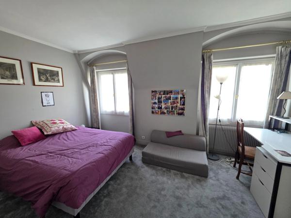 Maison à vendre 9 pièces CHATOU (78)