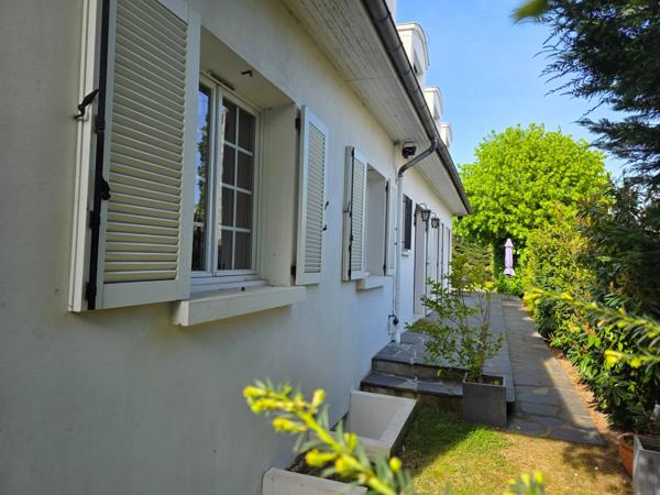 Maison à vendre 9 pièces CHATOU (78)