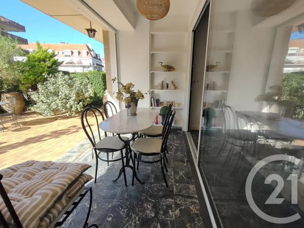 Appartement F2 à vendre  2 pièces - 50,88 m 2   DEAUVILLE  - 14