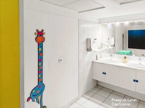À VENDRE – MURS DE LOCAUX PROFESSIONNELS - MENTON (06 500) - 380 000 € honoraires d'agence inclus