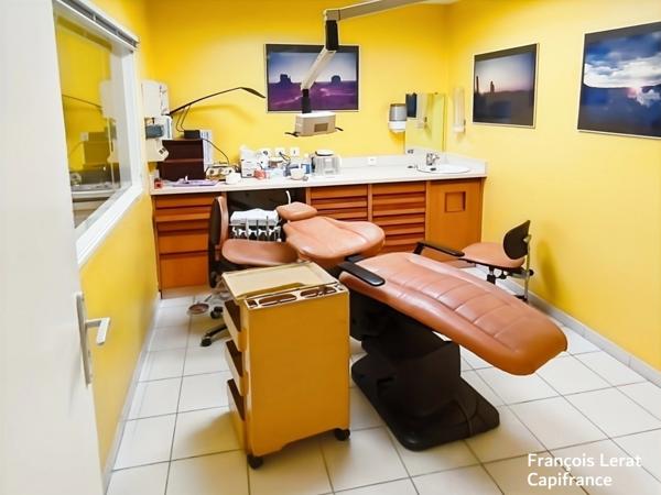 À VENDRE – MURS DE LOCAUX PROFESSIONNELS - MENTON (06 500) - 380 000 € honoraires d'agence inclus