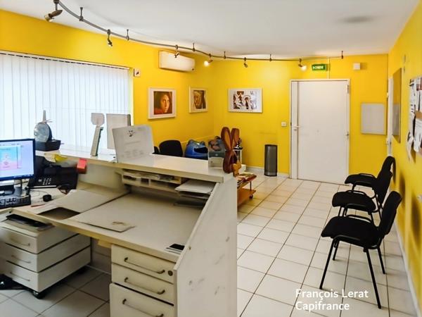 À VENDRE – MURS DE LOCAUX PROFESSIONNELS - MENTON (06 500) - 380 000 € honoraires d'agence inclus
