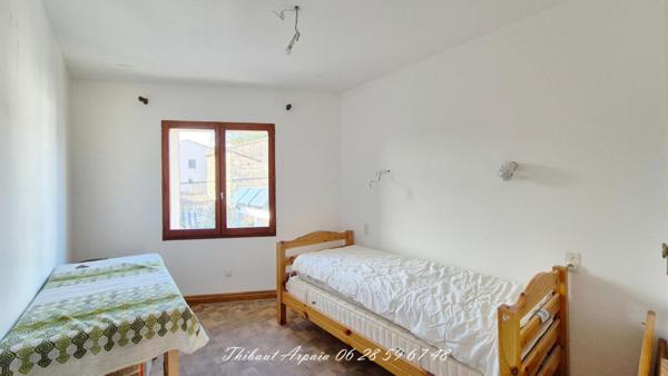 Maison de village Valensole 95 m2 avec tropézienne, garage et cave voûtée