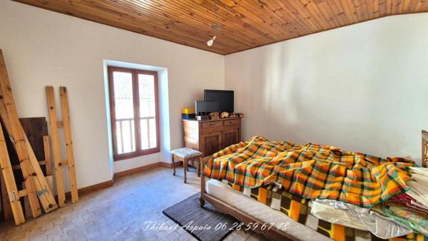 Maison de village Valensole 95 m2 avec tropézienne, garage et cave voûtée