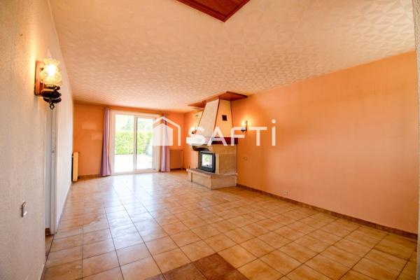 Jolie maison de plain pied de 83m2 avec 23,18m2 de dépendances