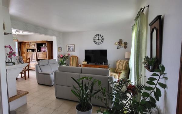 Maison à vendre    5 pièces • 97 m2 Crégy-lès-Meaux