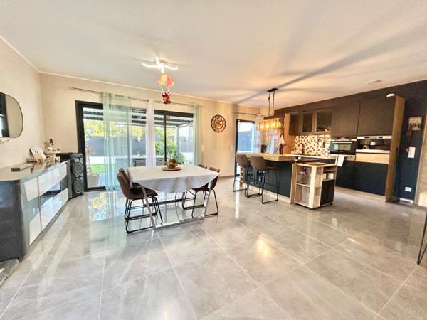 Maison à vendre 5 pièces SAINT AYGULF (83)