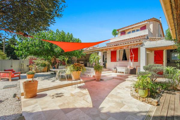 Vente Maison de luxe Sanary-sur-Mer 6 Pièces 142 m²