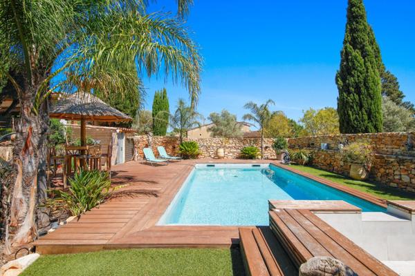Vente Maison de luxe Sanary-sur-Mer 6 Pièces 142 m²