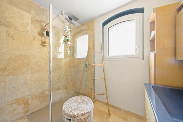 Vente Maison de luxe Sanary-sur-Mer 6 Pièces 142 m²