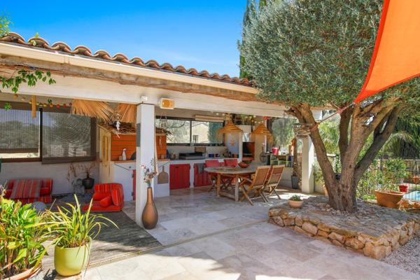 Vente Maison de luxe Sanary-sur-Mer 6 Pièces 142 m²