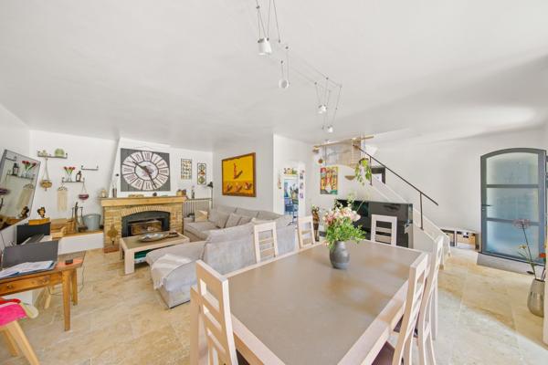 Vente Maison de luxe Sanary-sur-Mer 6 Pièces 142 m²