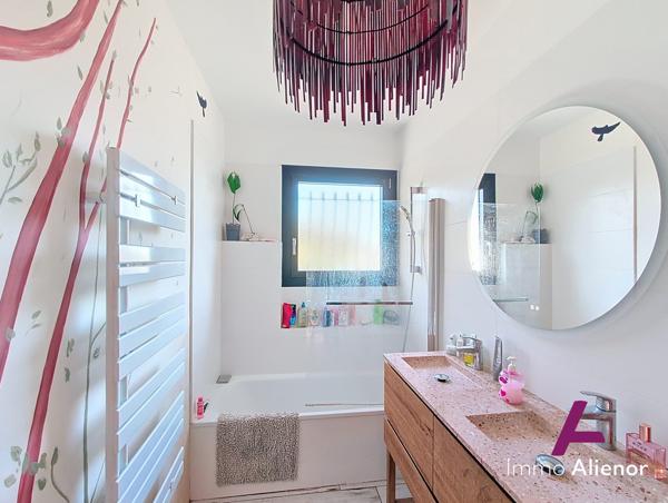 Maison 5 pièces 130 m²