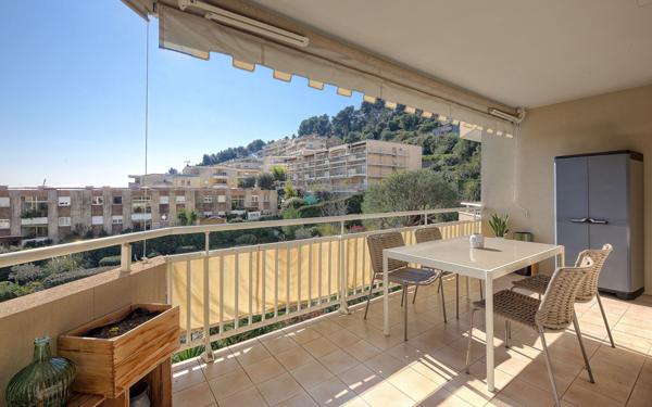 Appartement à vendre    3 pièces • 67 m2 Saint-Laurent-du-Var