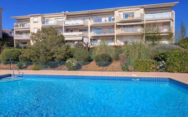 Appartement à vendre    3 pièces • 67 m2 Saint-Laurent-du-Var