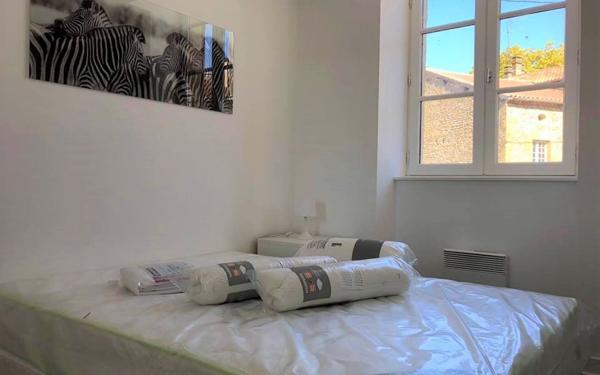 Appartement à louer    2 pièces •  Aire-sur-l'Adour