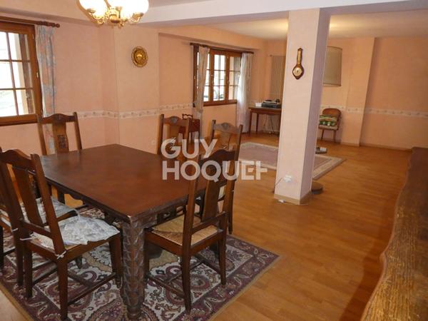 Maison spacieuse à vendre à Chaumes en Brie