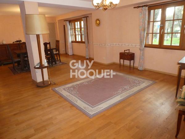 Maison spacieuse à vendre à Chaumes en Brie