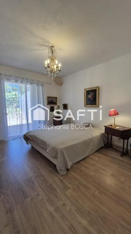 EN REZ-DE-JARDIN  T3 DE 120 m2 RENOVE  PLAGE A 1km