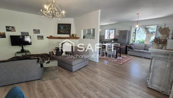 EN REZ-DE-JARDIN  T3 DE 120 m2 RENOVE  PLAGE A 1km