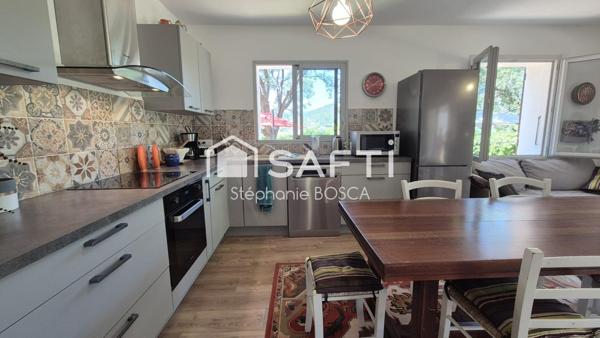 EN REZ-DE-JARDIN  T3 DE 120 m2 RENOVE  PLAGE A 1km