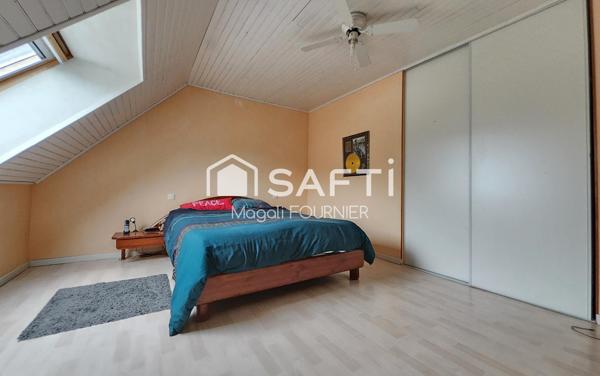 Pavillon sur sous sol 4chambres aucun travaux