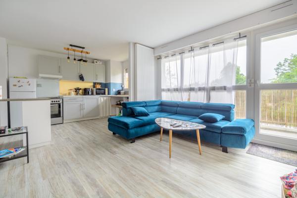 Exclusivité - Bordeaux Cauderan - appartement T2 rénové avec balcon, parking et cave
