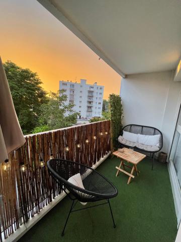 Exclusivité - Bordeaux Cauderan - appartement T2 rénové avec balcon, parking et cave