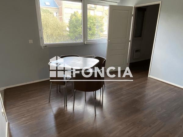 Location Appartement 2 pièces 31.5 m² - 26 RUE PASCAL Lille 59000