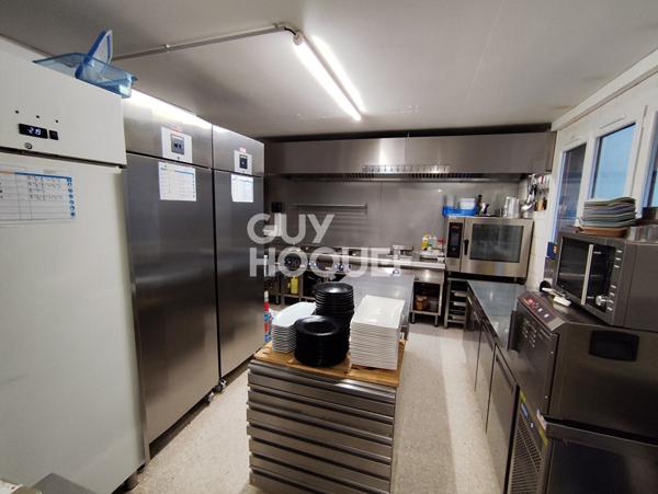 fond de commerce Feurs hyper centre.